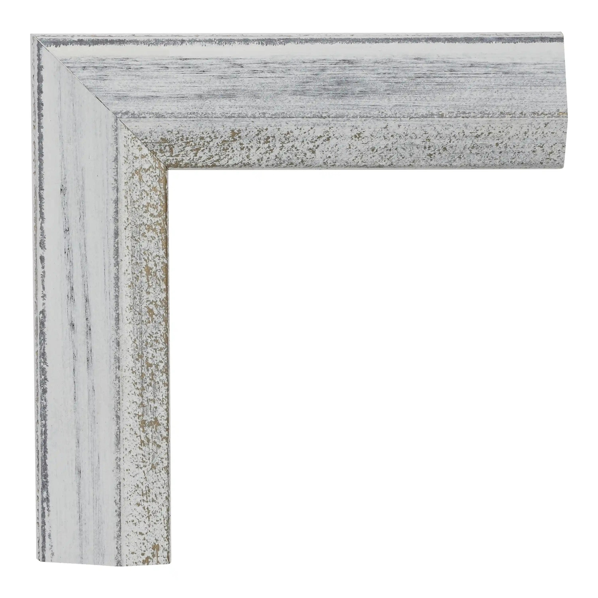 3255 - 1 1/2" White Slope w/ Gold Lip