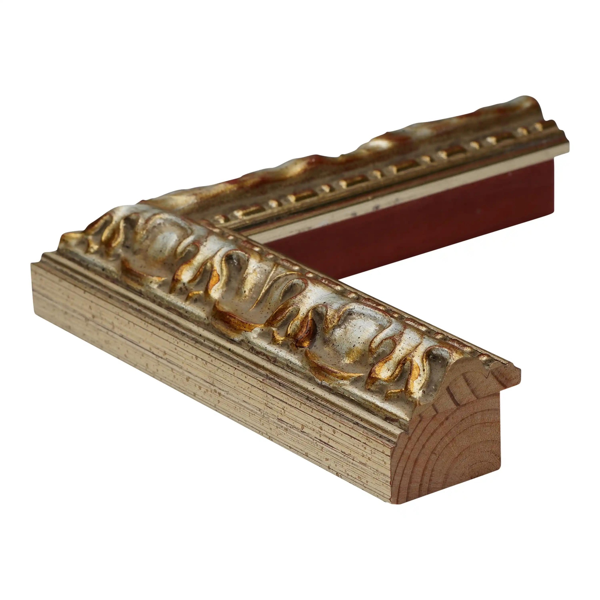 3286 - 1-3/8" SILVER/RED RUB ORNATE