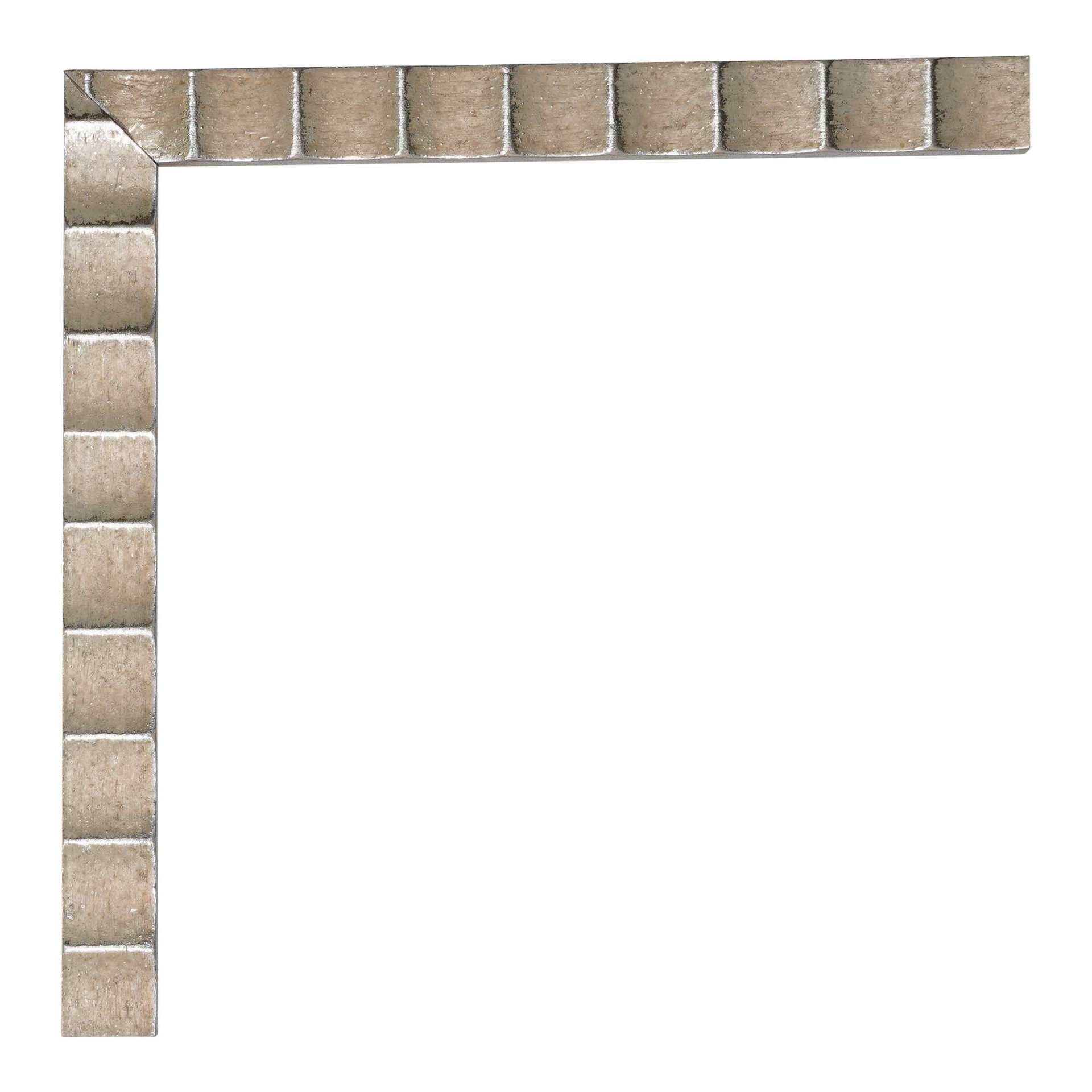 2820 - 5/8"  SILVER SCALLOP