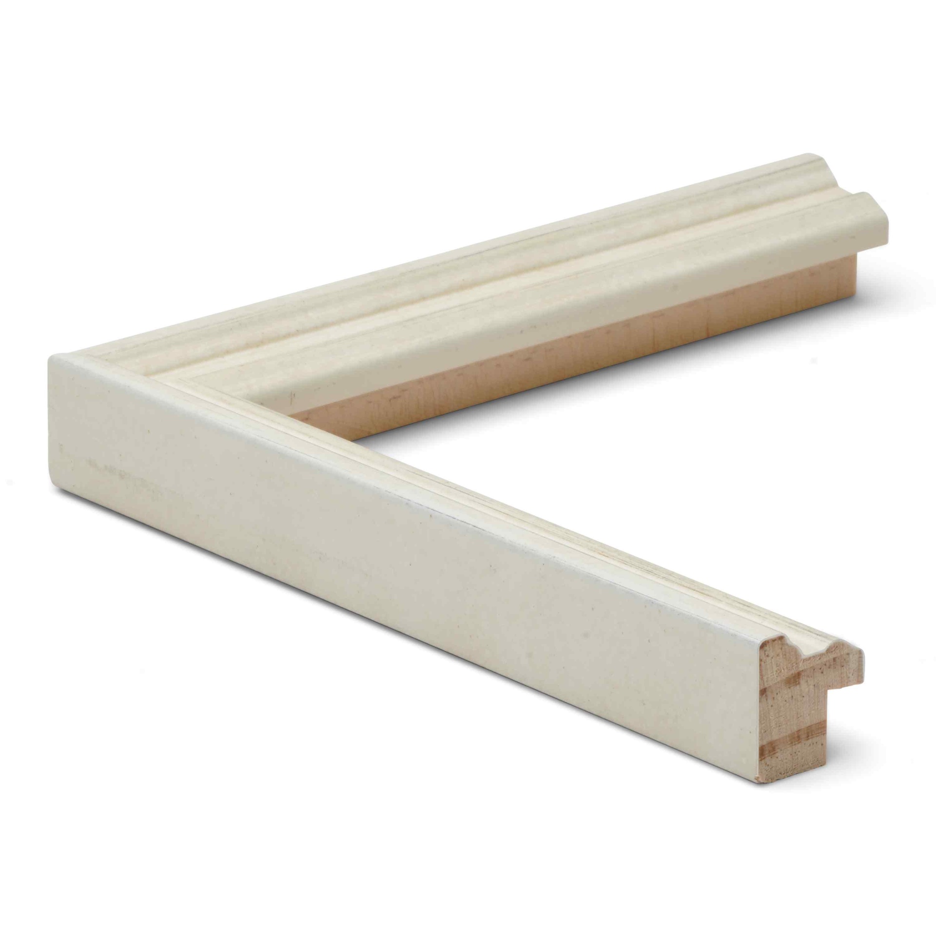 2897 - 3/4" WHITE TRADITIONAL