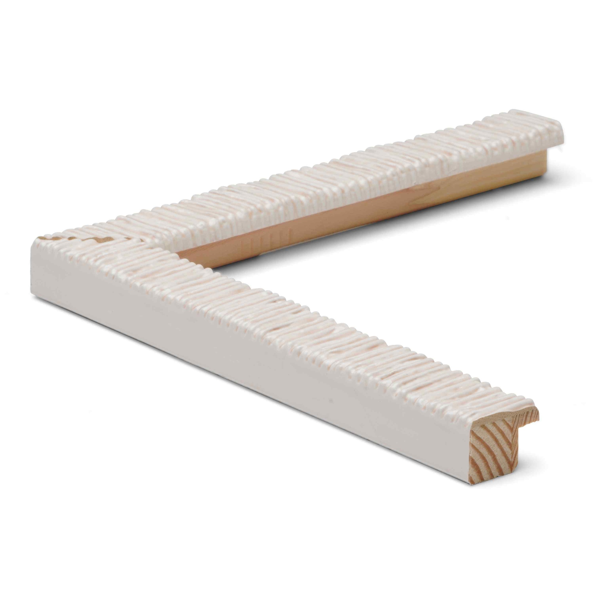 3021 -3/4"  WHITE TEXTURED LACQUER