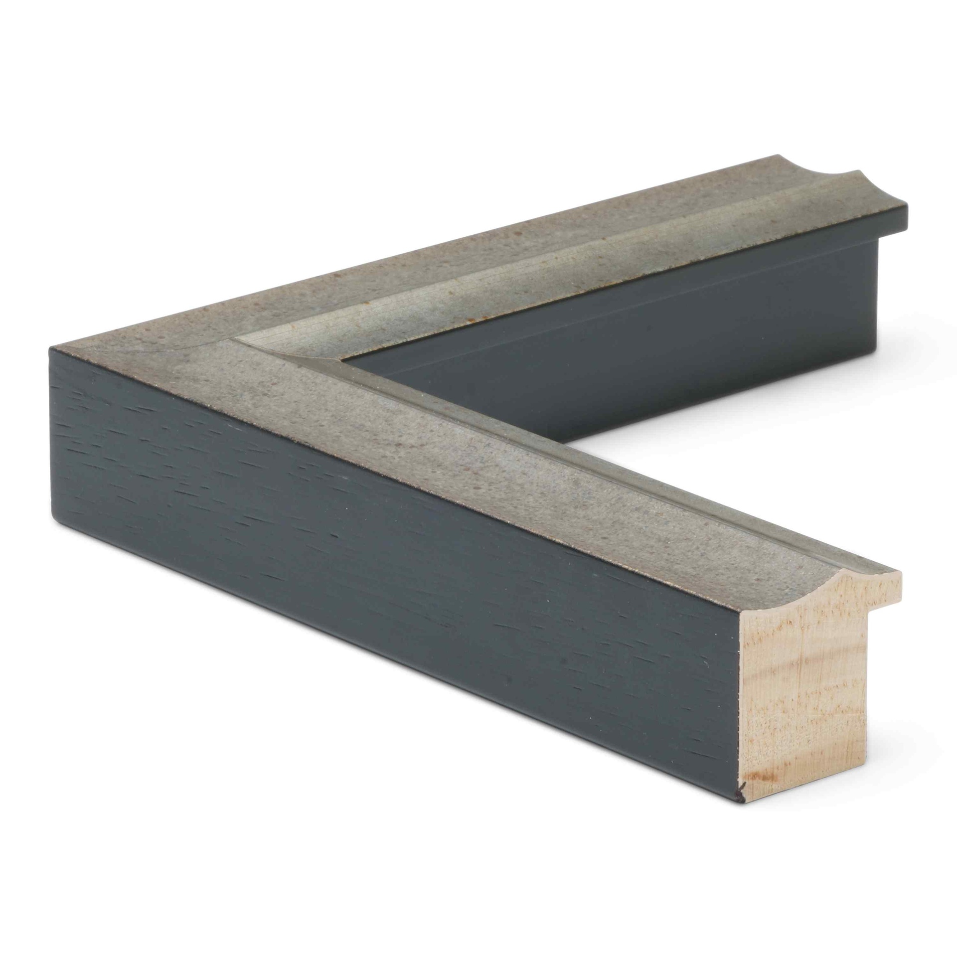 2542 - 1-1/4" DARK GREY W/ SILVER LIP