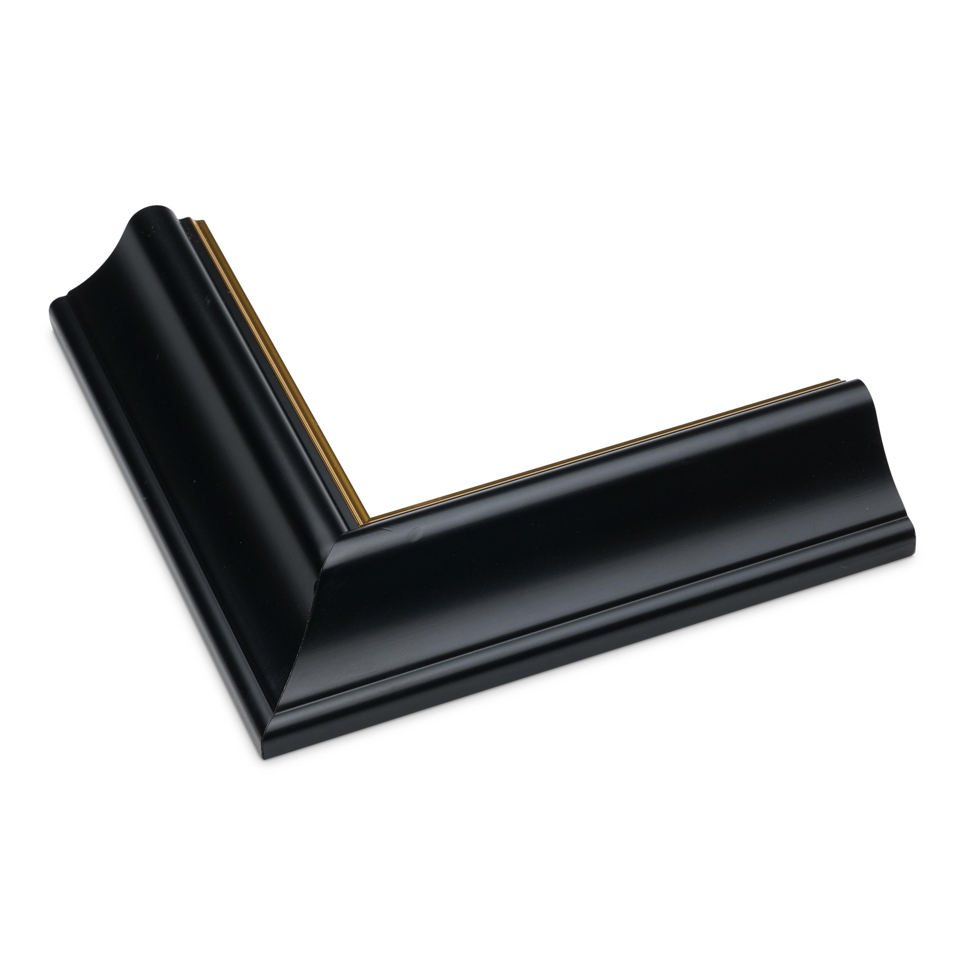 ~DISCONTINUED~ - 1653 - Black with Gold Lip~~~