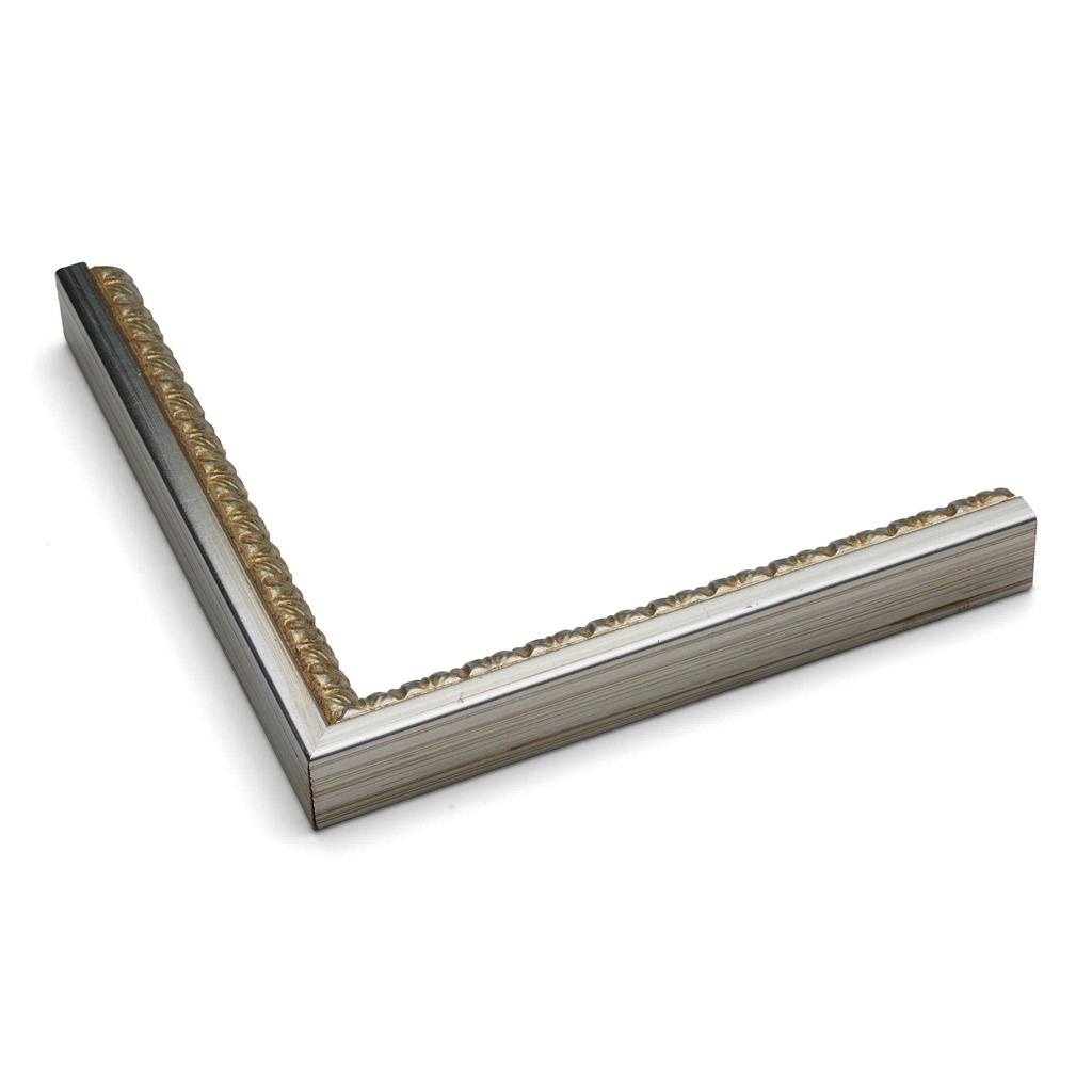 3180 - 5/8" SILVER W/ EMBOSS LIP