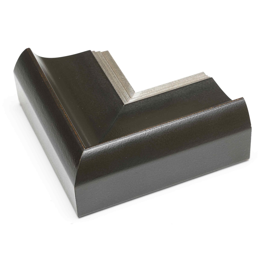 8021 - 3-1/2" BLACK W/SILVER LIP